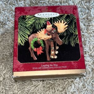 HALLMARK  KEEPSAKE LEADING THE WAY  FOLK ART AMERICANA COLLECTION